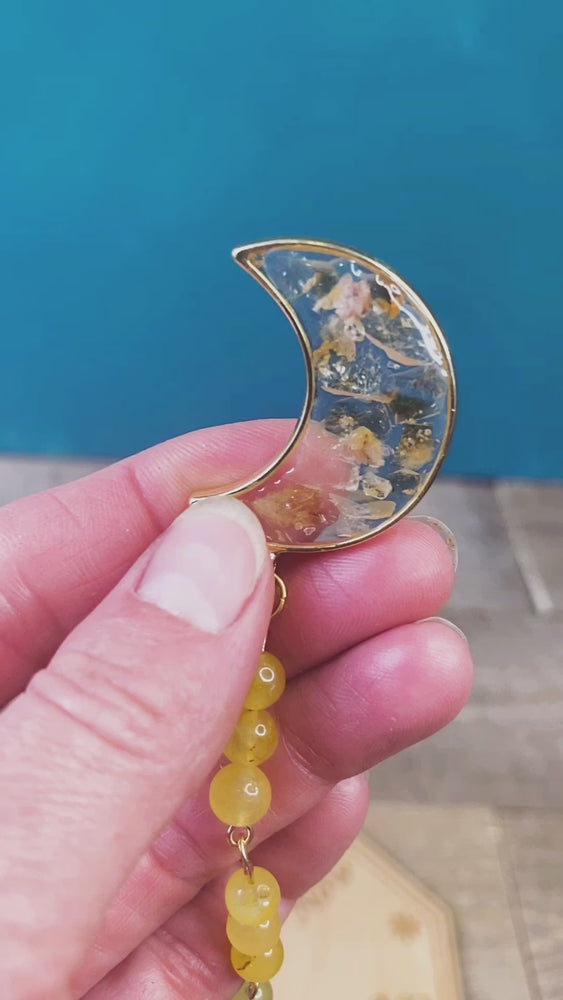 
            
                Load and play video in Gallery viewer, Hand Created Yellow Agate and Citrine Crescent Moon Pendulum
            
        
